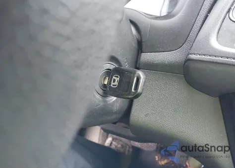 2018 Honda Hr-V Lx z USA, uszkodzony, nr VIN 3CZRU6H30JG723917